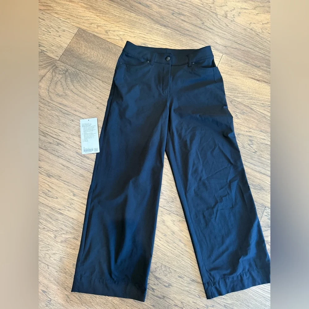 Lululemon City Sleek Wide Leg Crop